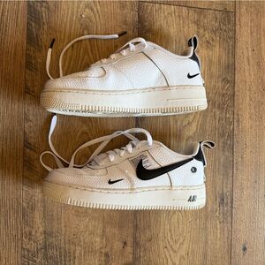 Nike Air Force 1 LV8 Utility White size 5.5UK or 7.5US